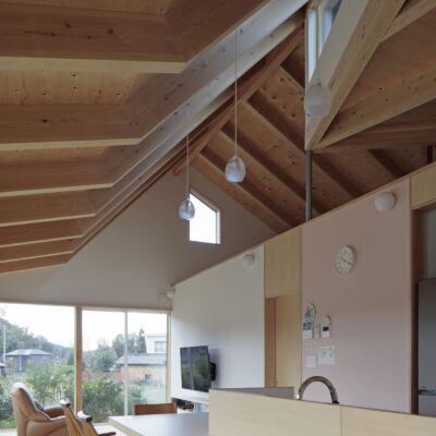 内観　リビング・ダイニング：増築棟